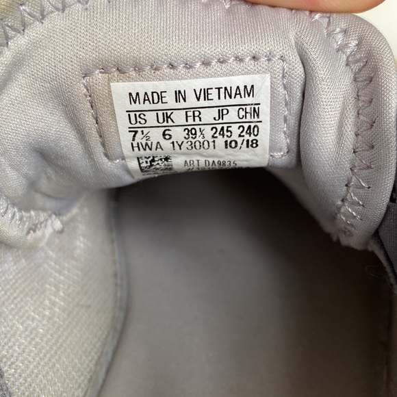 Women’s Adidas Cloudfoam Size 7.5 - Picture 5 of 5